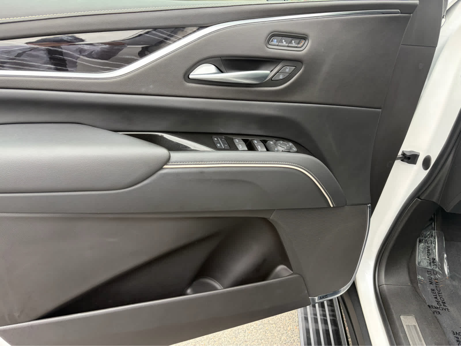 2022 Cadillac Escalade ESV Sport