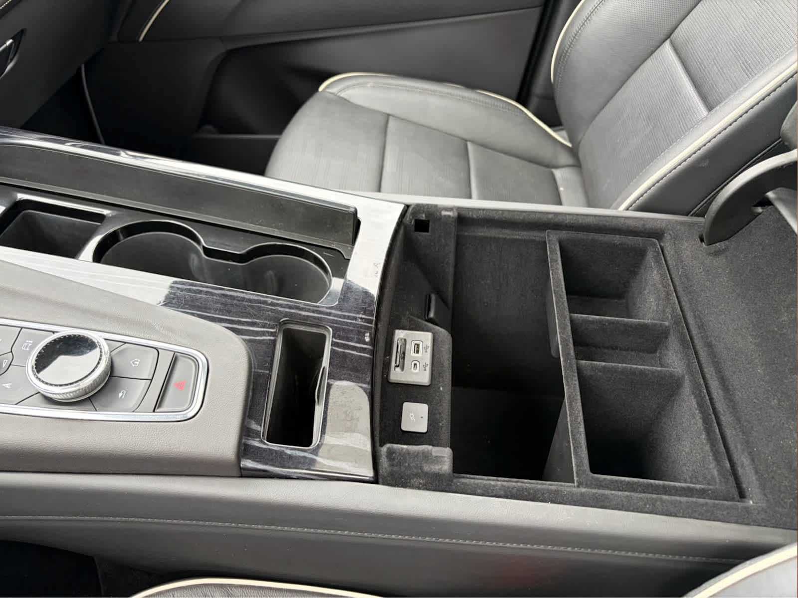 2022 Cadillac Escalade ESV Sport
