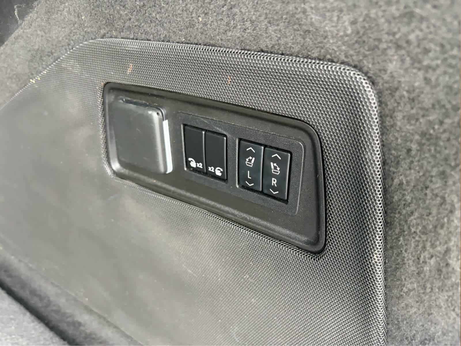 2022 Cadillac Escalade ESV Sport