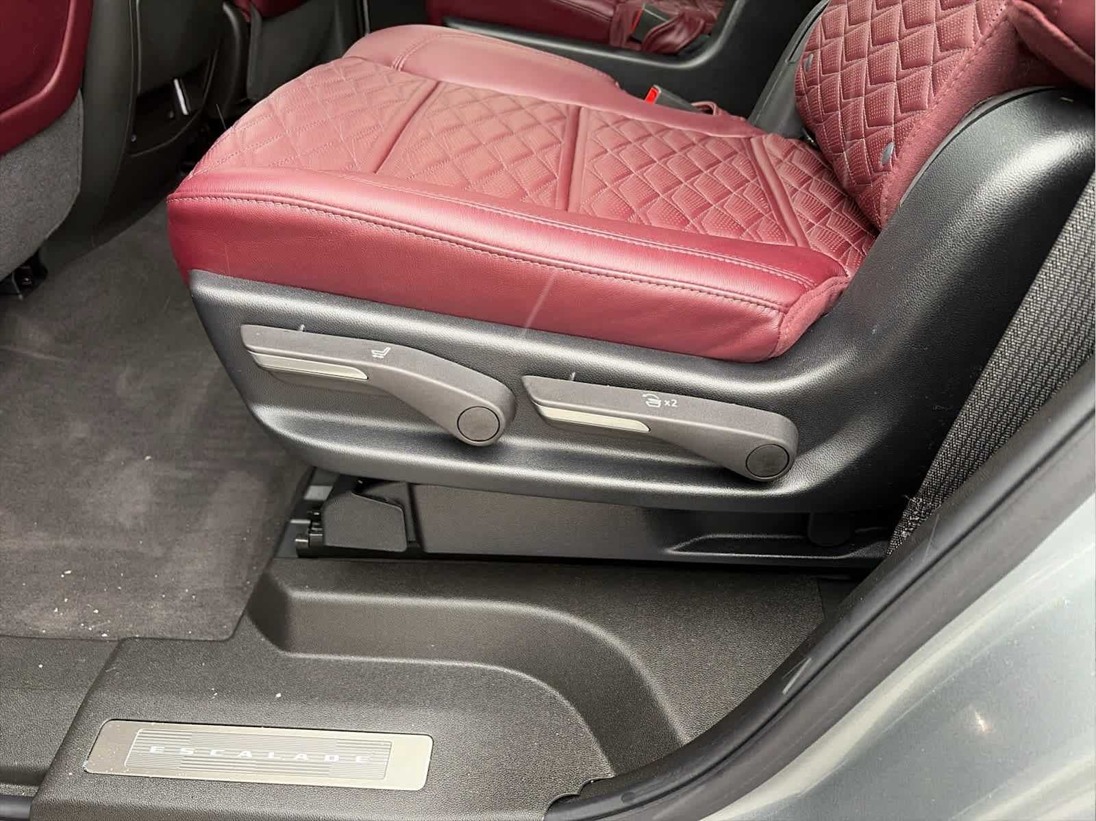 2025 Cadillac Escalade Sport