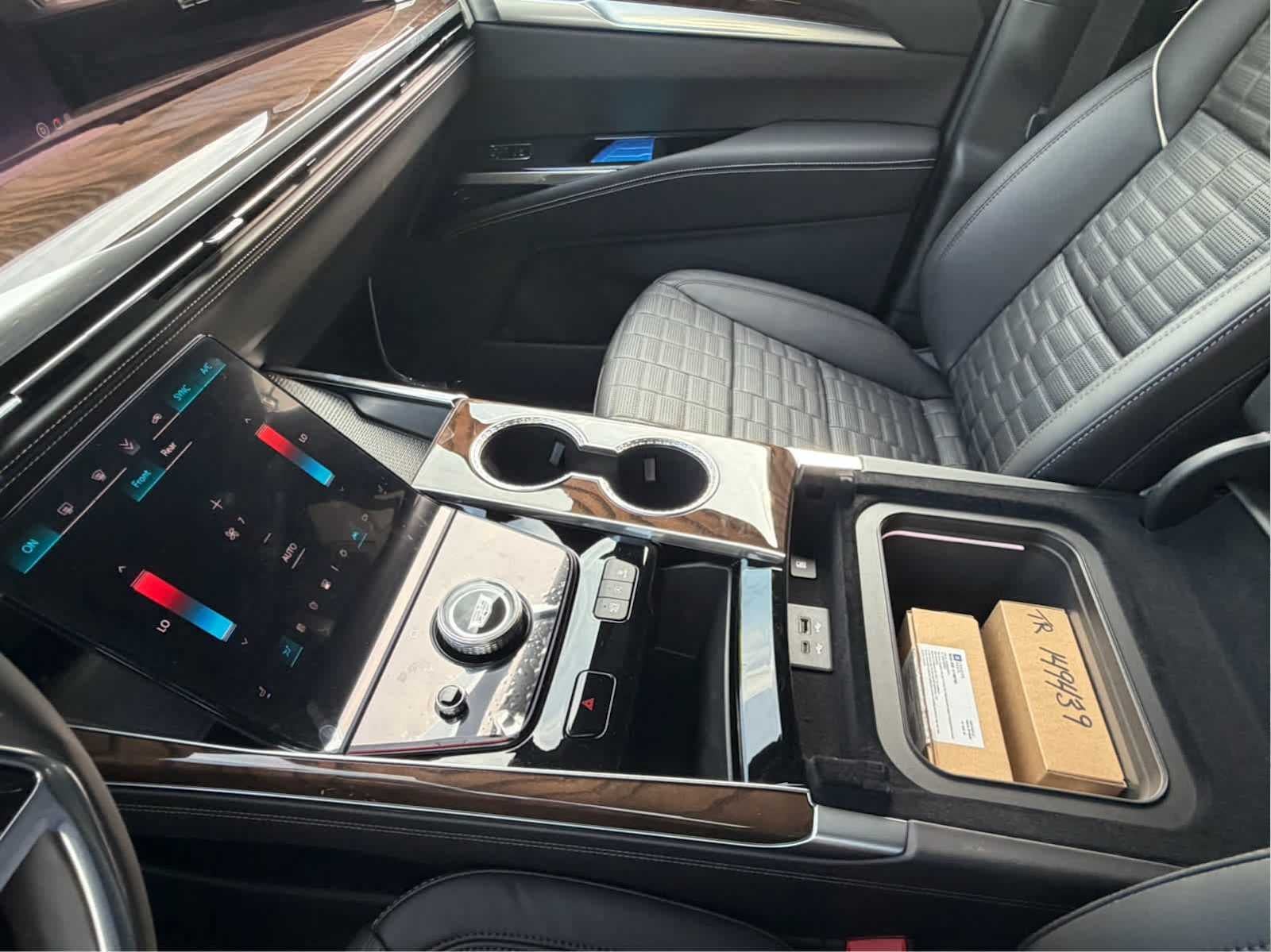 2026 Cadillac Escalade ESV Platinum Sport