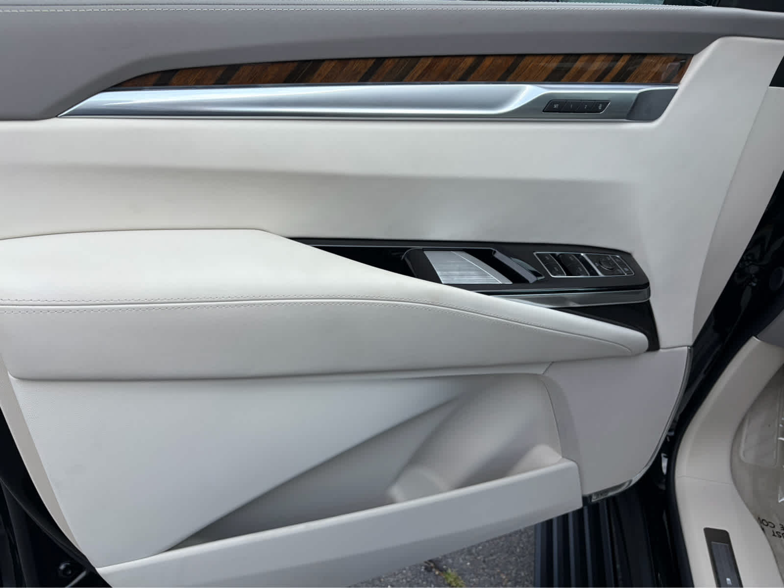 2026 Cadillac Escalade ESV Platinum Sport
