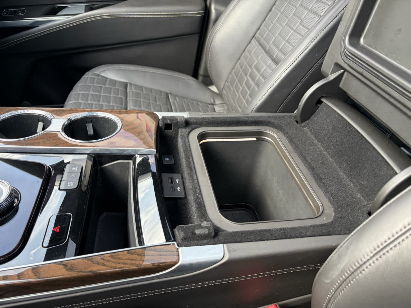2025 Cadillac Escalade ESV Sport Platinum