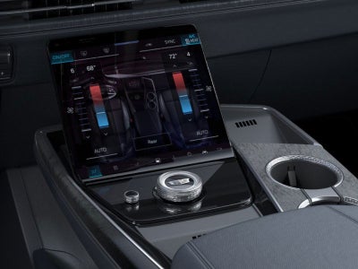 2025 Cadillac ESCALADE IQ Luxury 2