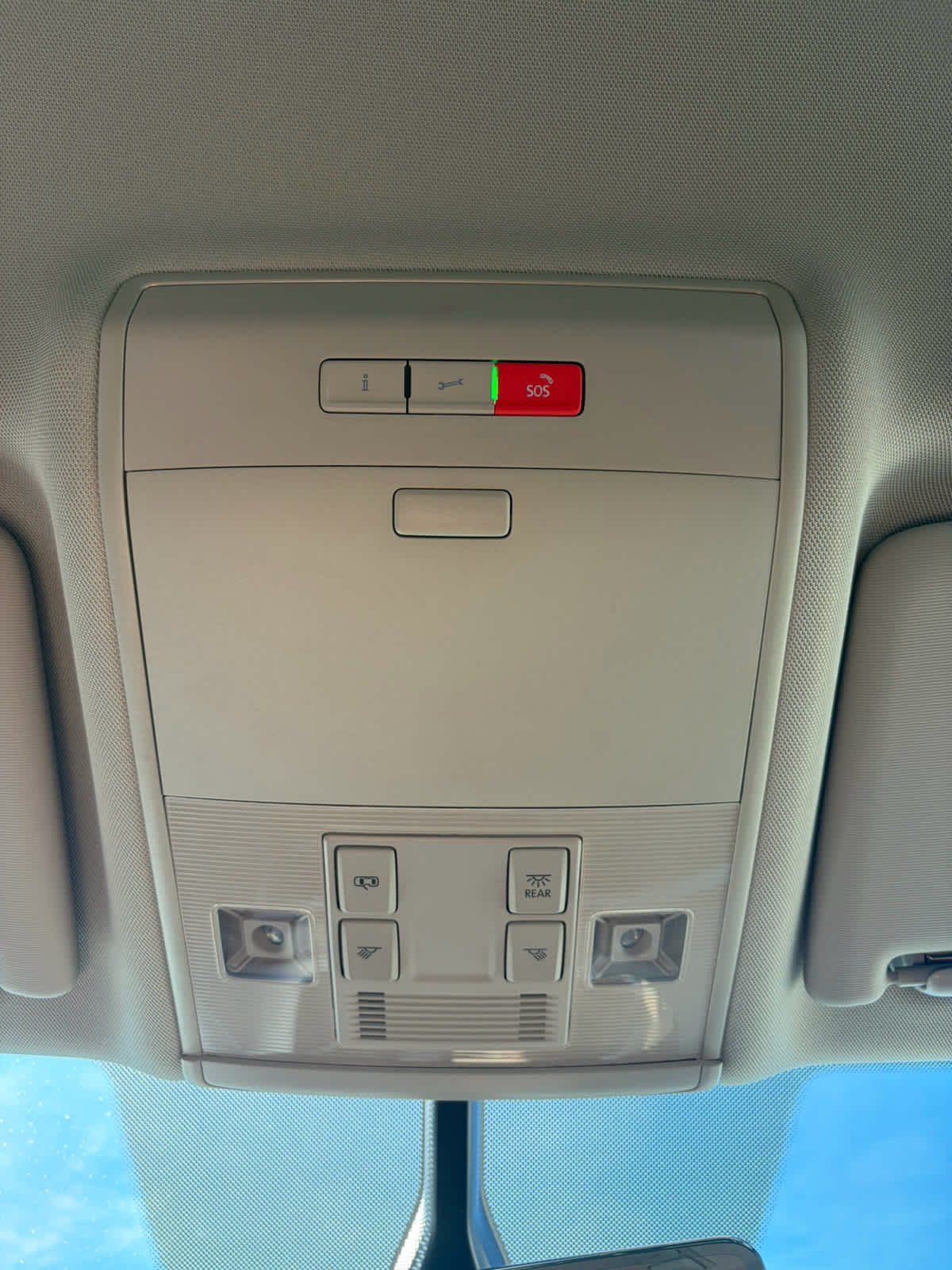 2023 Volkswagen Atlas 3.6L V6 SE w/Technology