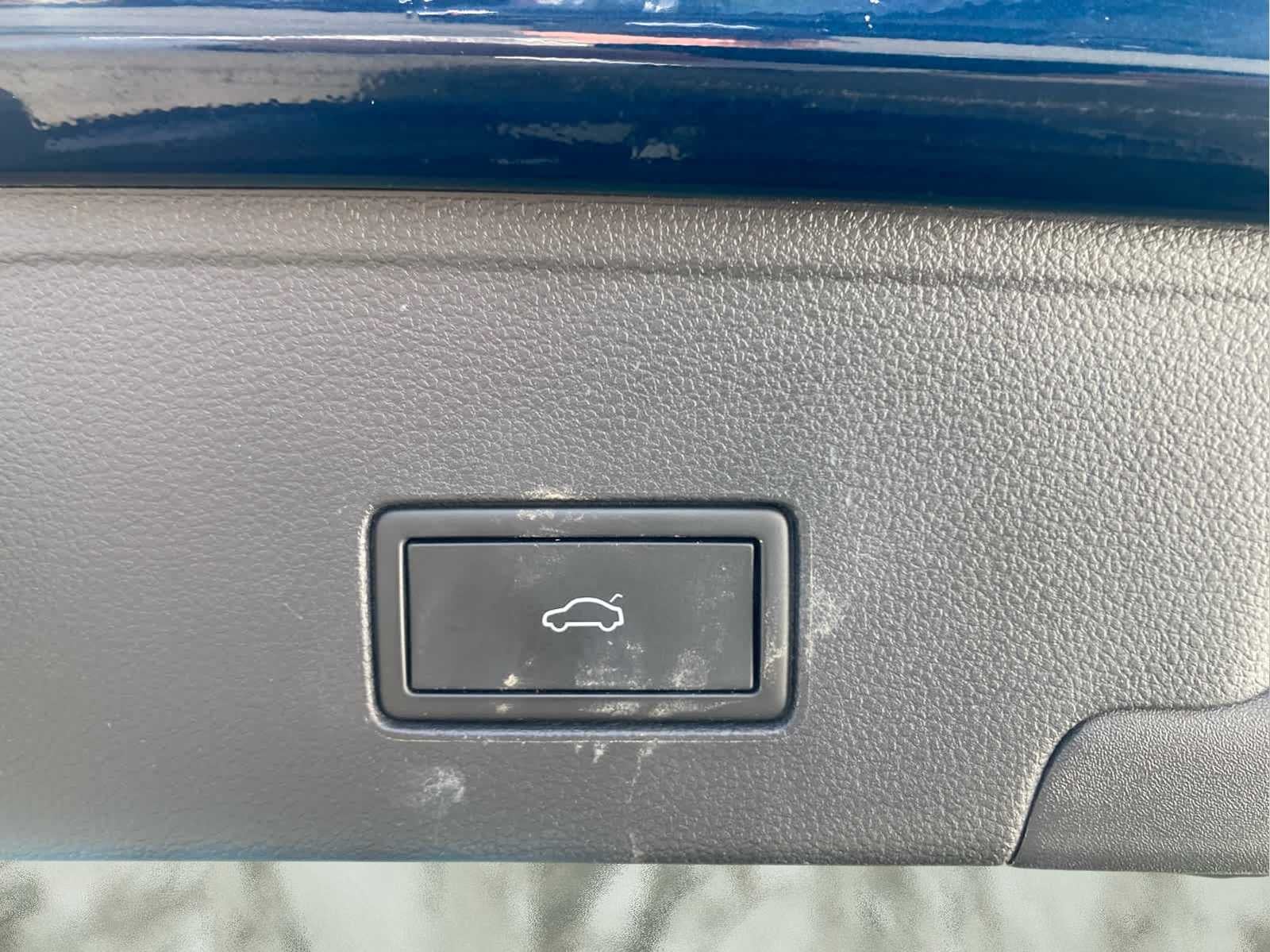 2021 Volkswagen Atlas Cross Sport 2.0T SE