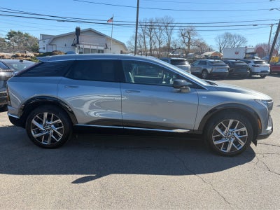 2026 Cadillac OPTIQ Luxury