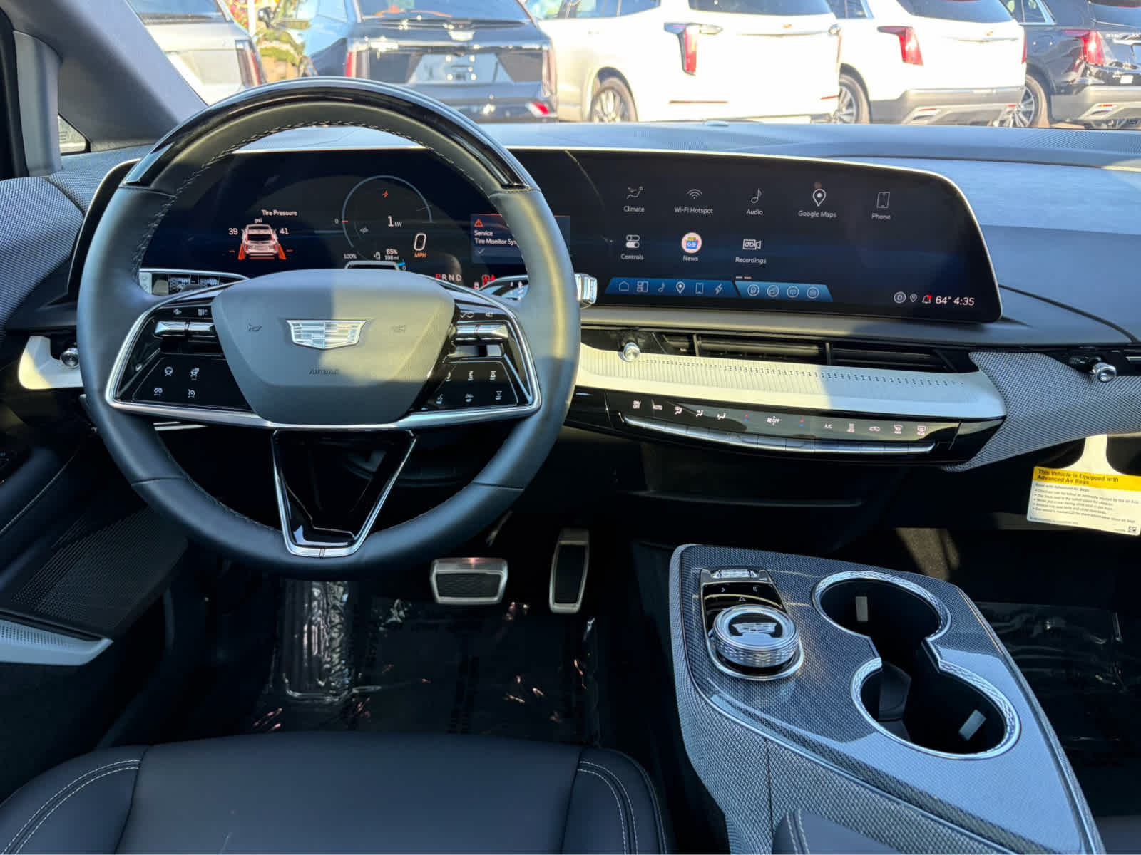 2025 Cadillac OPTIQ Luxury 1