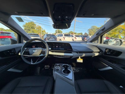 2025 Cadillac OPTIQ Luxury 1
