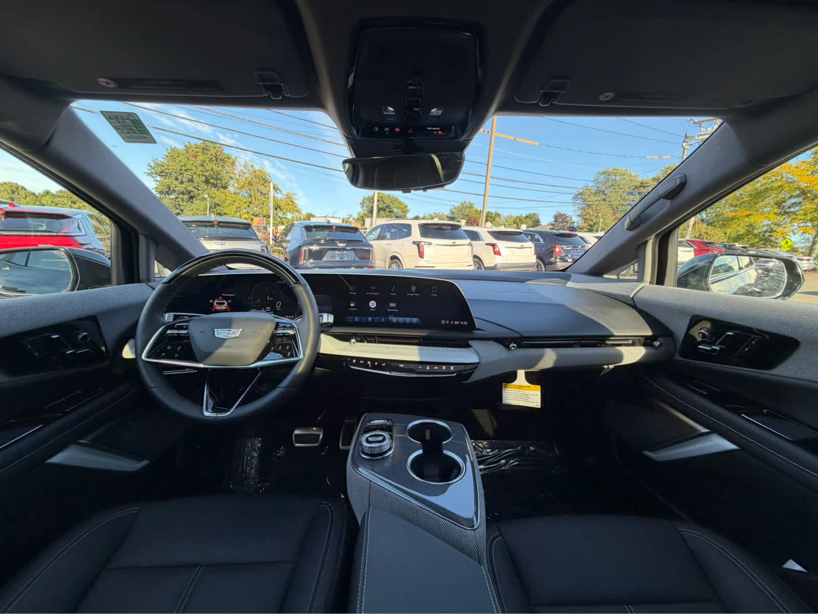 2025 Cadillac OPTIQ Luxury 1