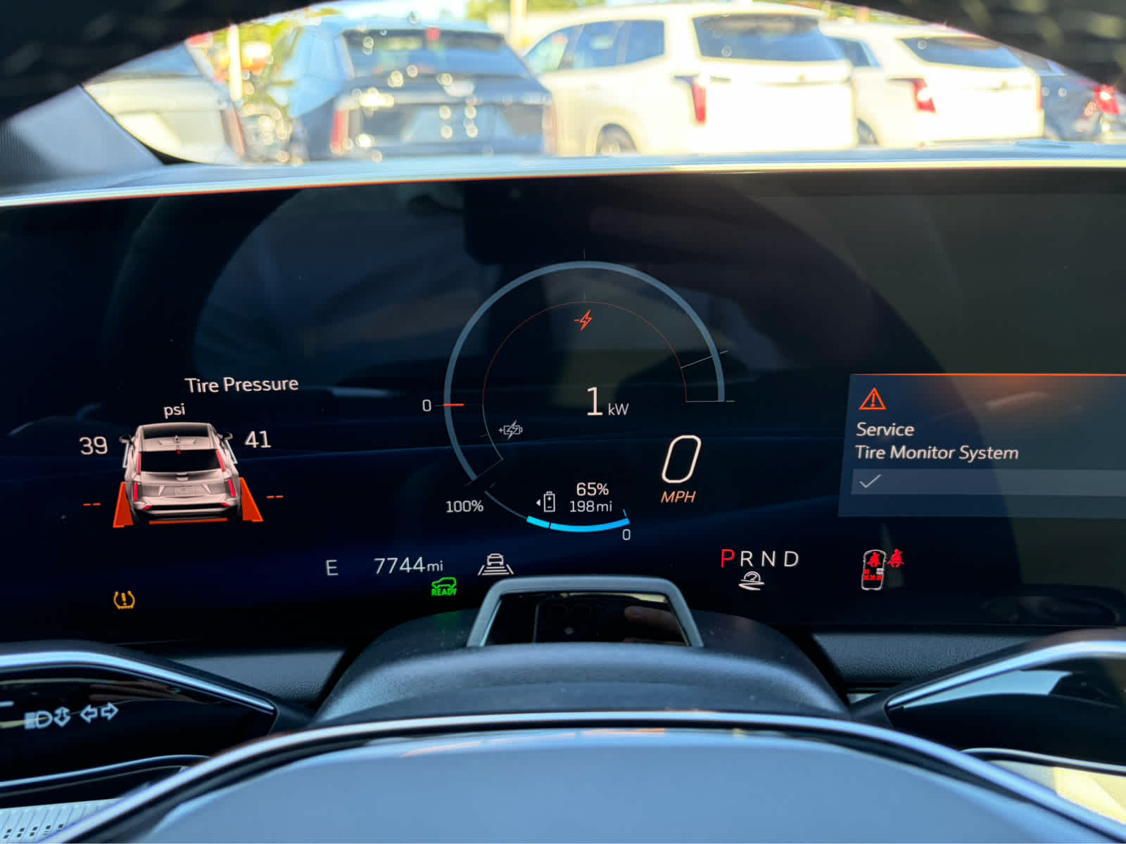2025 Cadillac OPTIQ Luxury 1