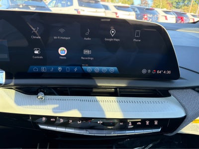 2025 Cadillac OPTIQ Luxury 1