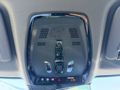 2025 Cadillac OPTIQ Luxury 1