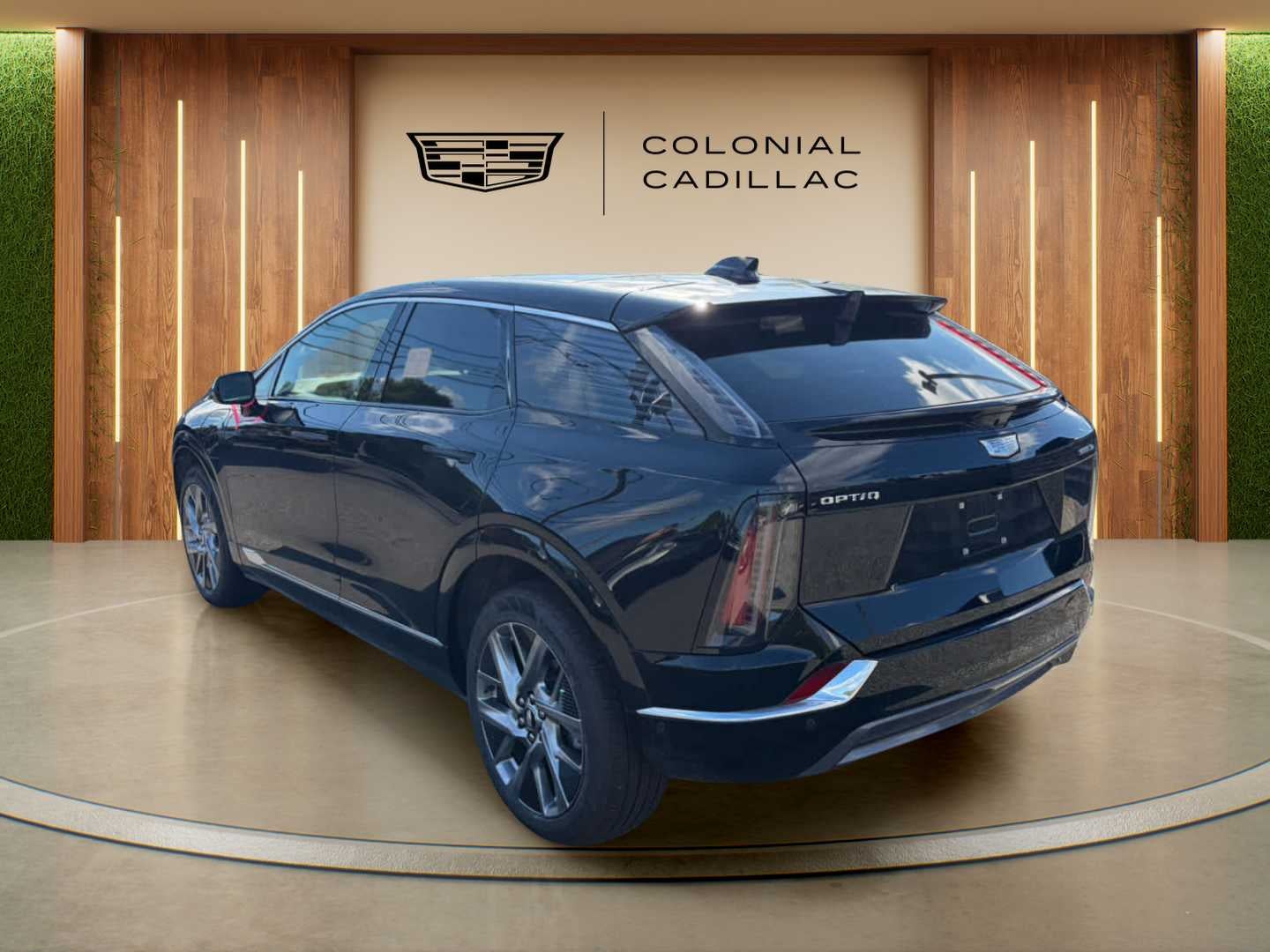 2025 Cadillac OPTIQ Luxury 1