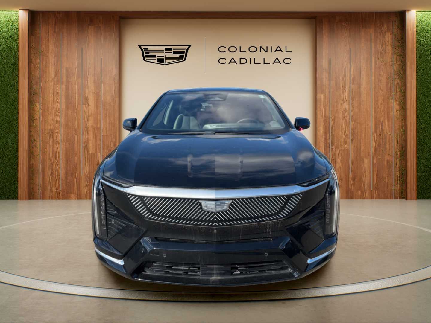 2025 Cadillac OPTIQ Luxury 1