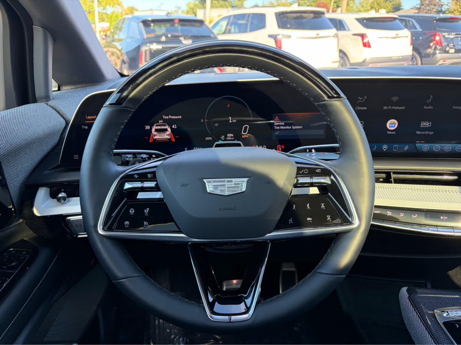 2025 Cadillac OPTIQ Luxury 1