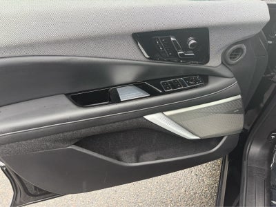 2025 Cadillac OPTIQ Luxury 1