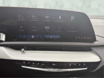 2025 Cadillac OPTIQ Luxury 1