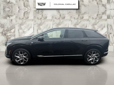 2025 Cadillac OPTIQ Luxury 1