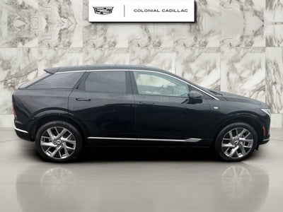 2025 Cadillac OPTIQ Luxury 1