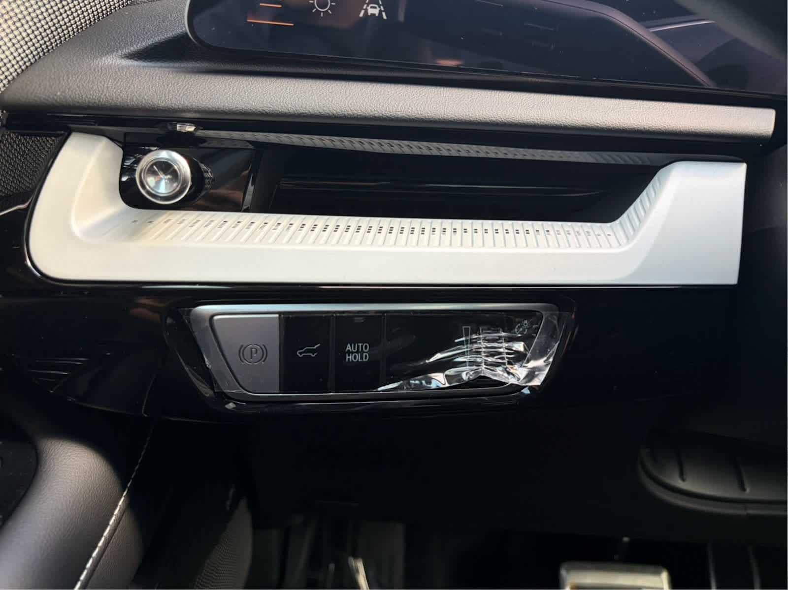 2025 Cadillac OPTIQ Luxury 1