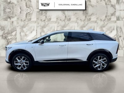 2025 Cadillac OPTIQ Luxury 1