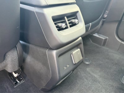 2025 Cadillac OPTIQ Luxury 1
