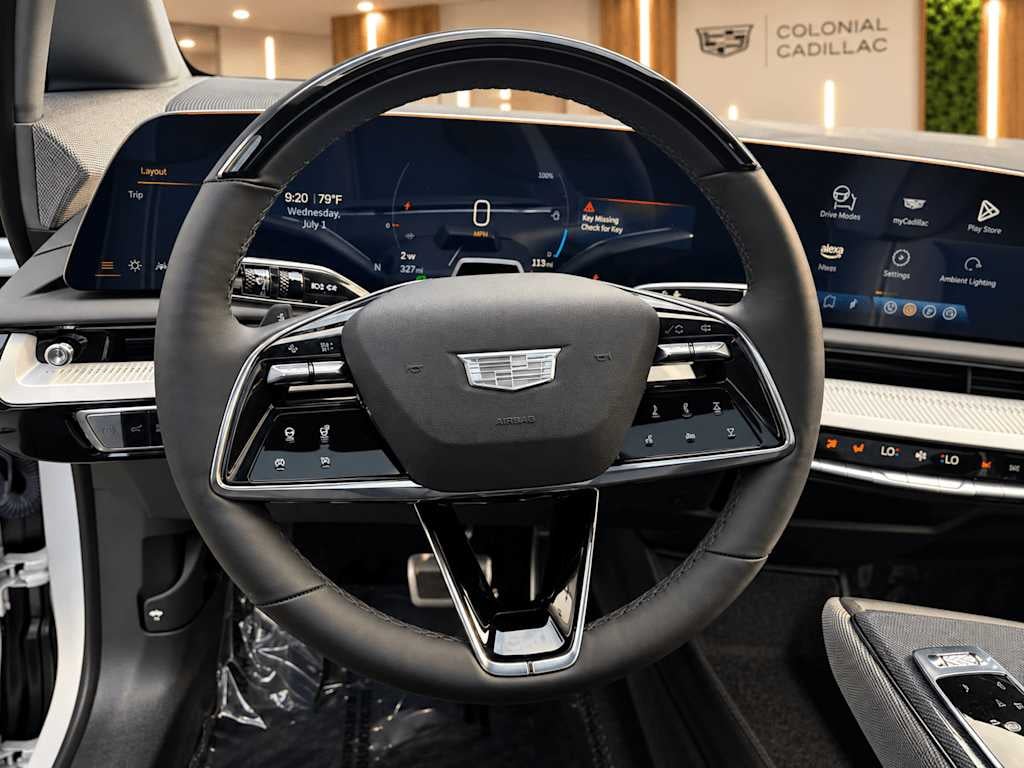 2025 Cadillac OPTIQ Luxury 1