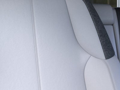 2025 Cadillac OPTIQ Luxury 1