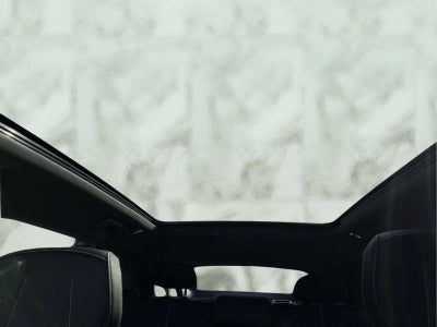 2025 Cadillac OPTIQ Luxury 2