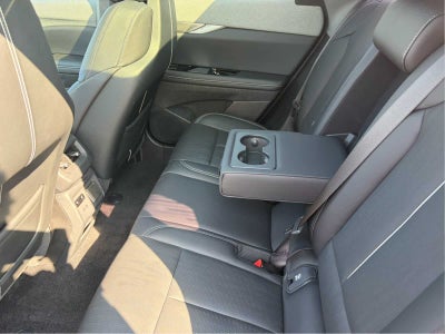 2025 Cadillac OPTIQ Luxury 2