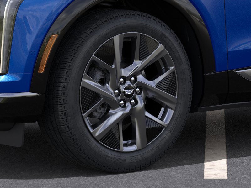 2025 Cadillac OPTIQ Luxury 2