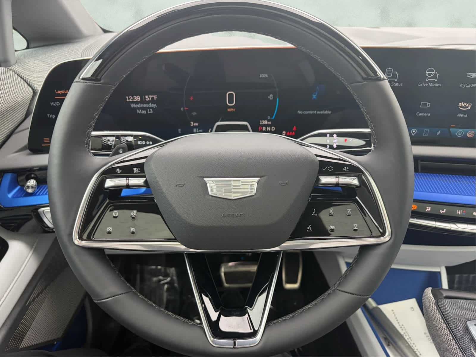 2025 Cadillac OPTIQ Luxury 2