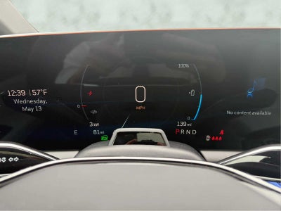 2025 Cadillac OPTIQ Luxury 2