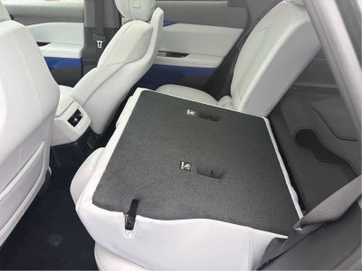 2025 Cadillac OPTIQ Luxury 2