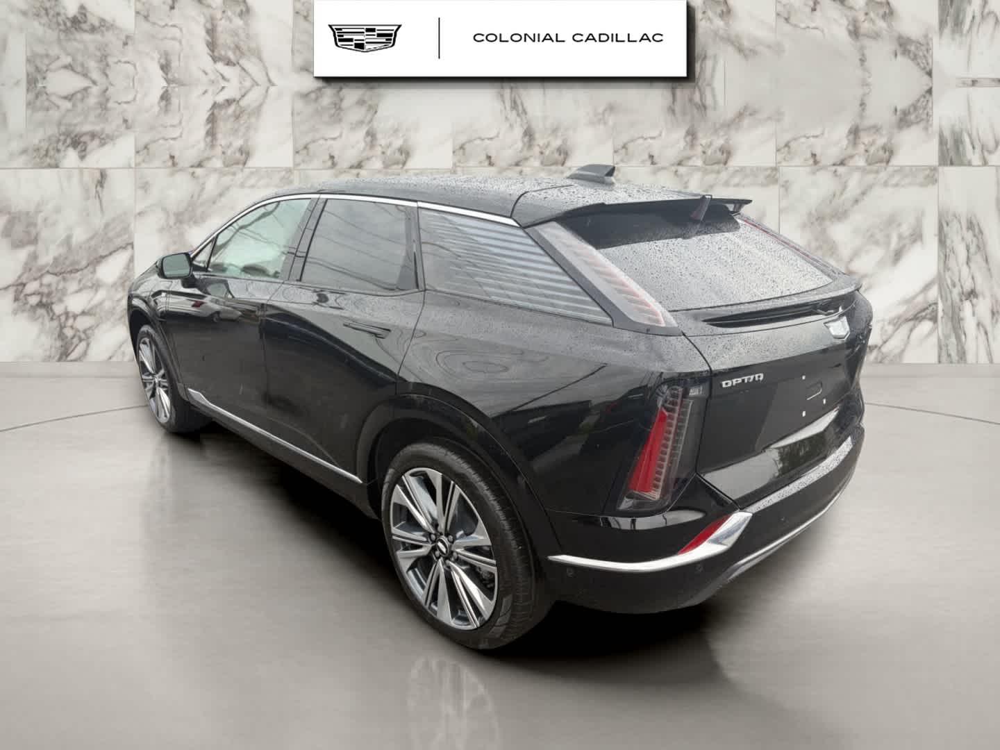 2025 Cadillac OPTIQ Luxury 2