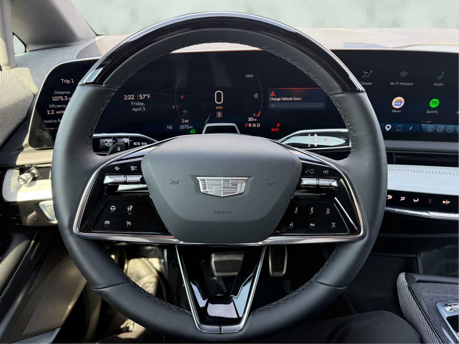 2025 Cadillac OPTIQ Luxury 2
