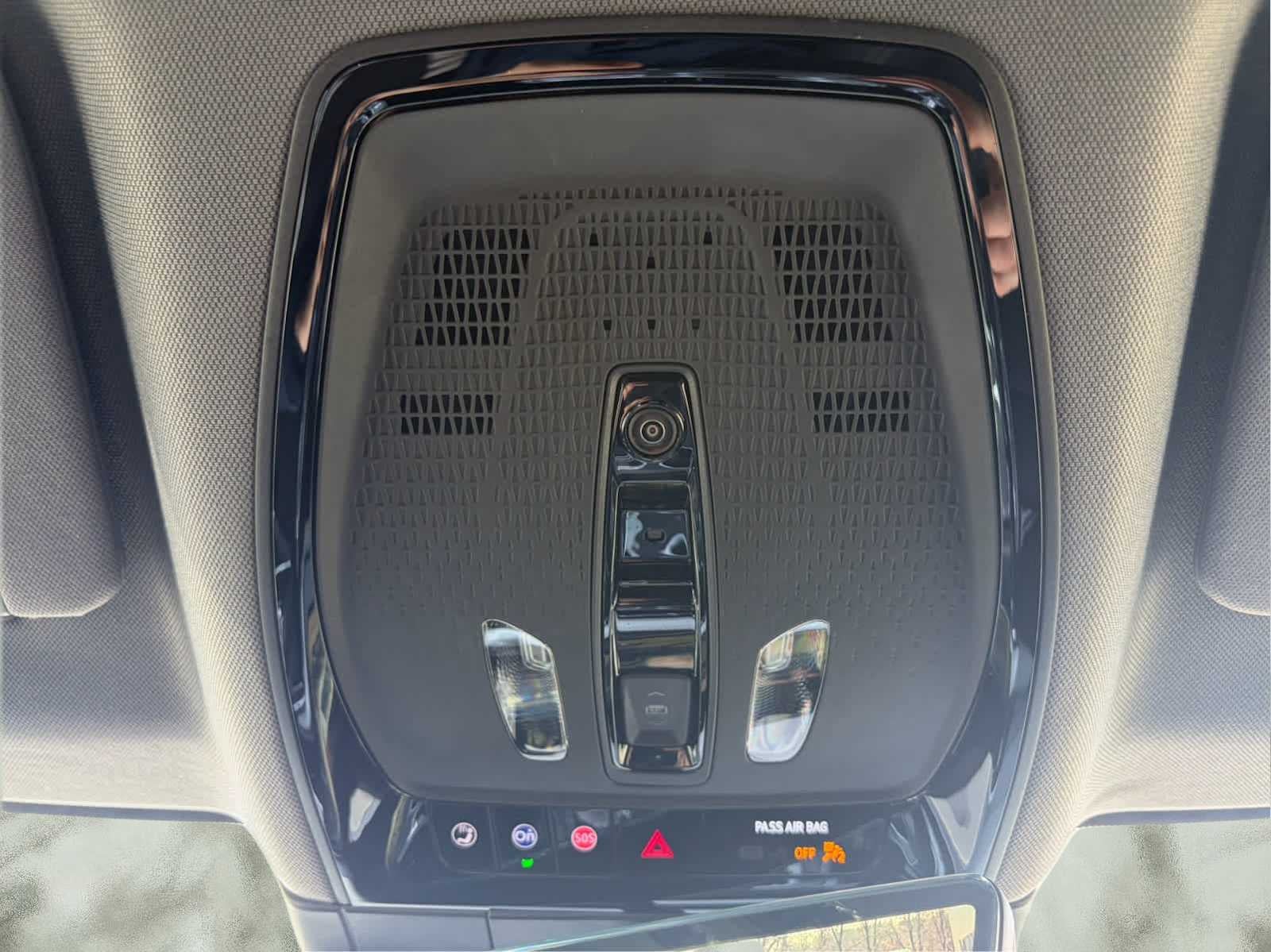 2025 Cadillac OPTIQ Luxury 2