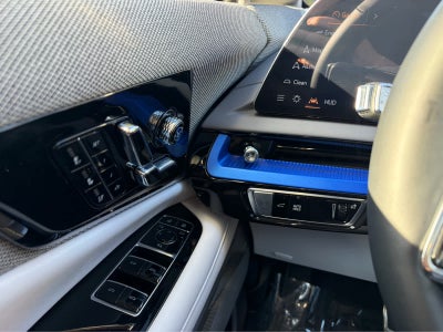 2025 Cadillac OPTIQ Luxury 2