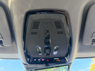 2025 Cadillac OPTIQ Luxury 2