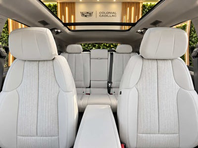 2025 Cadillac OPTIQ Luxury 2