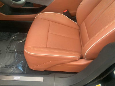 2025 Cadillac OPTIQ Luxury 2