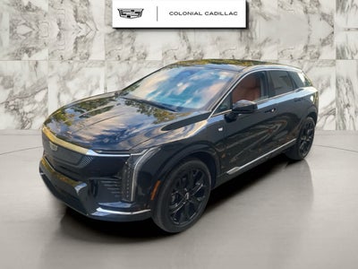 2025 Cadillac OPTIQ Luxury 2