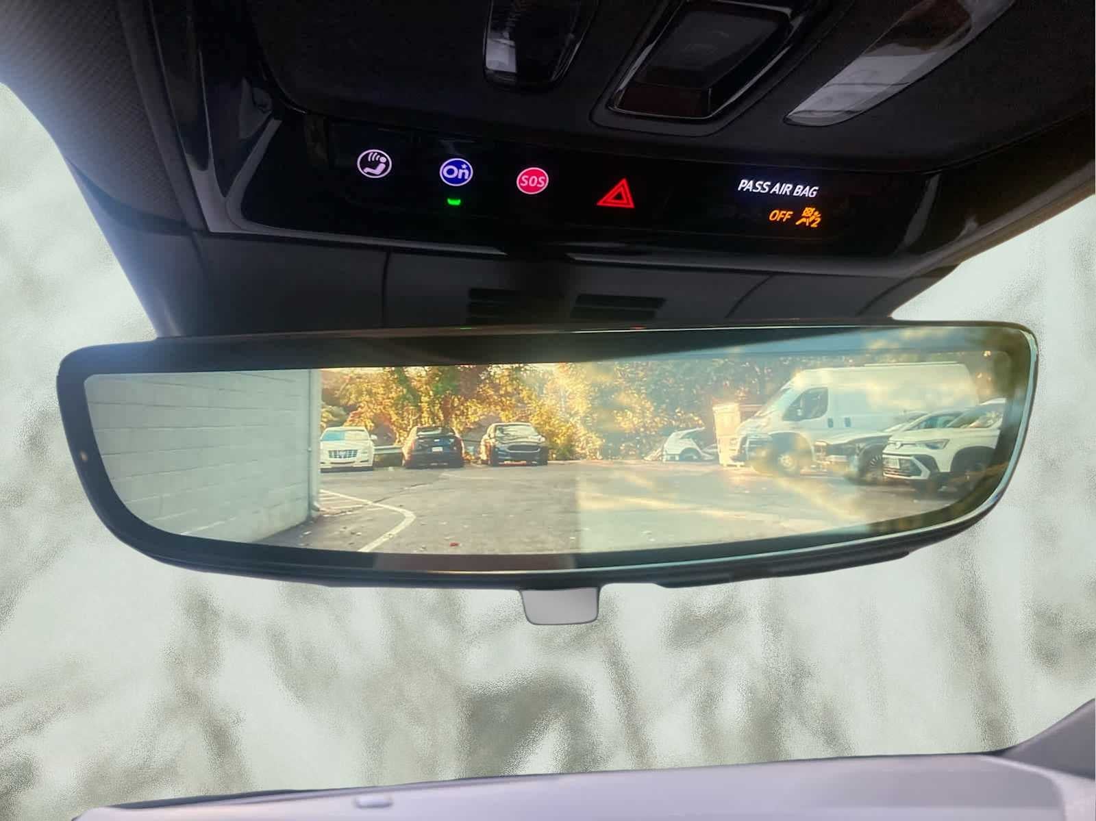 2025 Cadillac OPTIQ Luxury 2