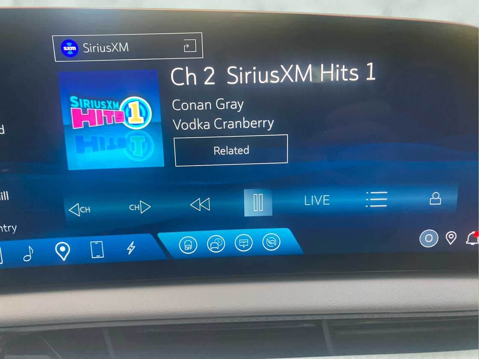 2025 Cadillac OPTIQ Luxury 2