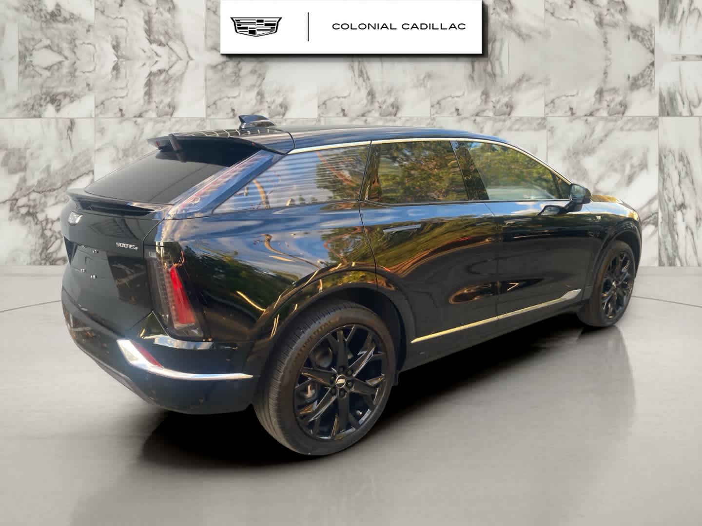 2025 Cadillac OPTIQ Luxury 2