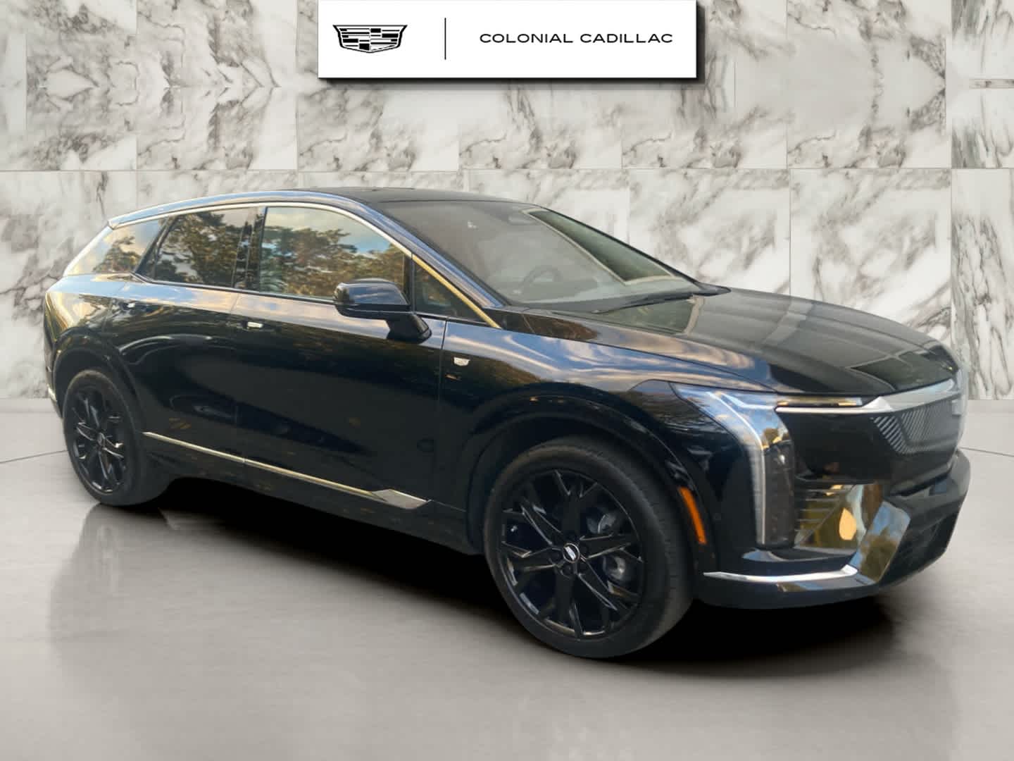 2025 Cadillac OPTIQ Luxury 2