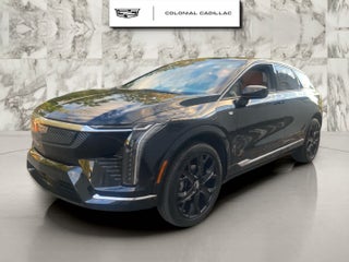 2025 Cadillac OPTIQ Luxury 2