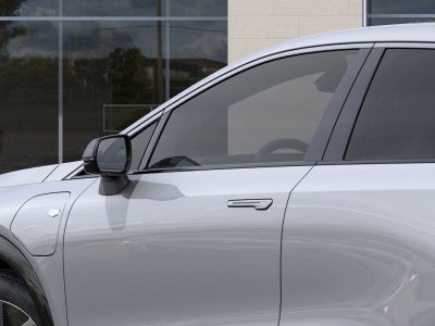 2025 Cadillac OPTIQ Luxury 2