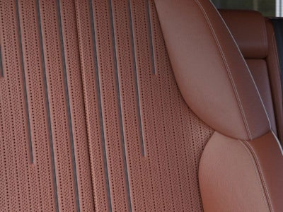 2025 Cadillac OPTIQ Luxury 2